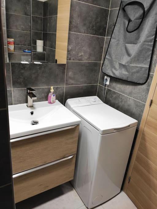Menton, Appartement/Jardin, Proche Mer Et Centre المظهر الخارجي الصورة